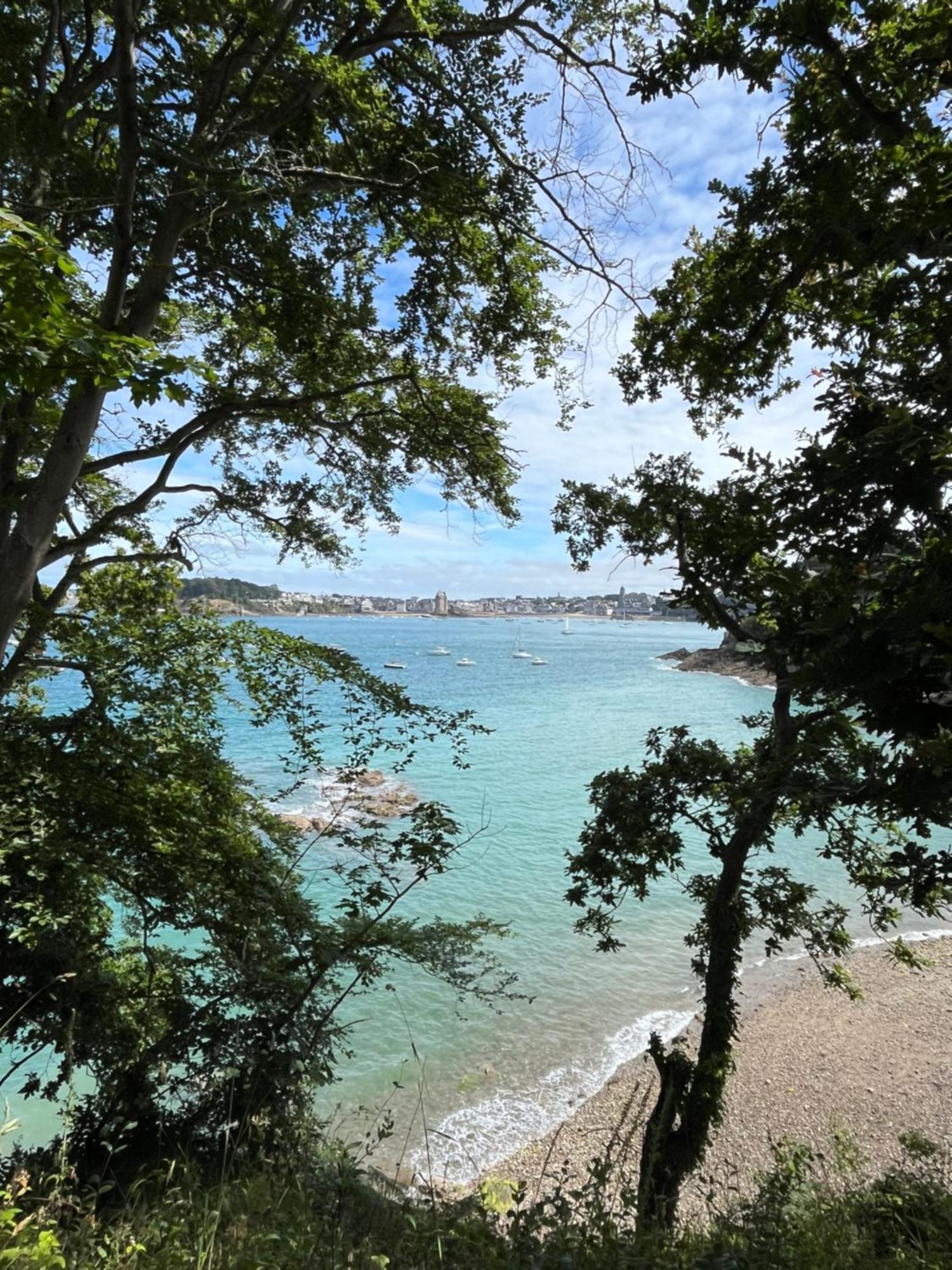 Jolie Maison Bord De Mer Dinard Exterior foto
