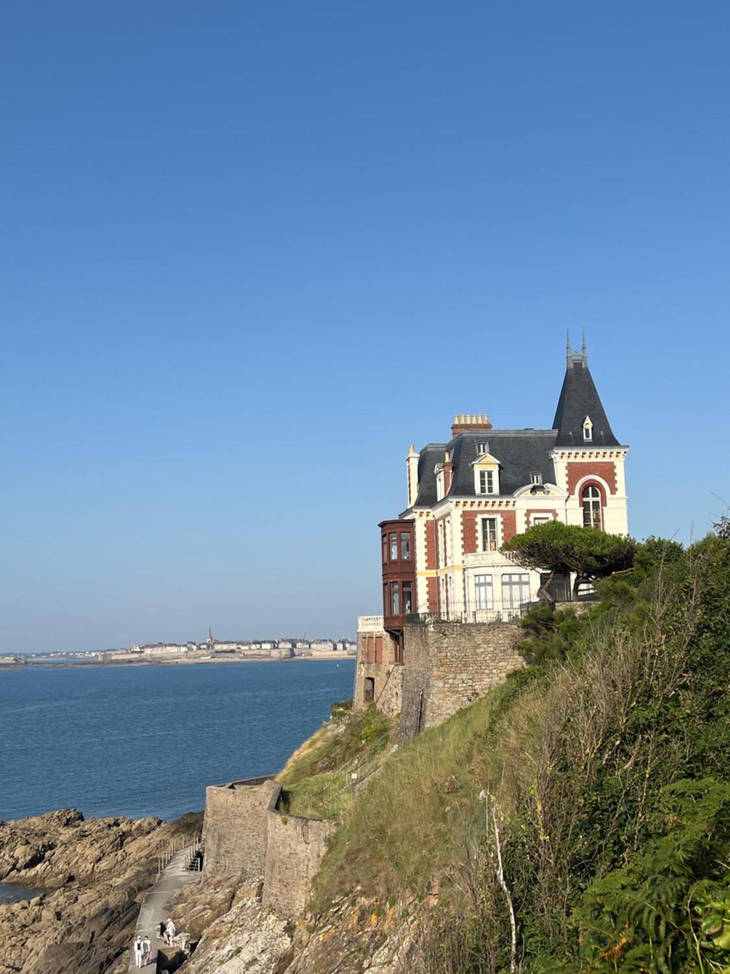 Jolie Maison Bord De Mer Dinard Exterior foto